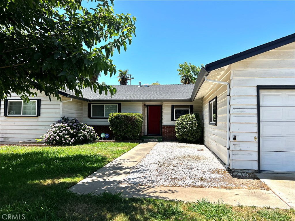 2819 Tenaya Dr, Merced, CA 95340