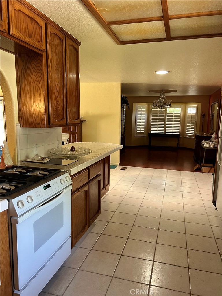 2819 Tenaya Dr, Merced, CA 95340