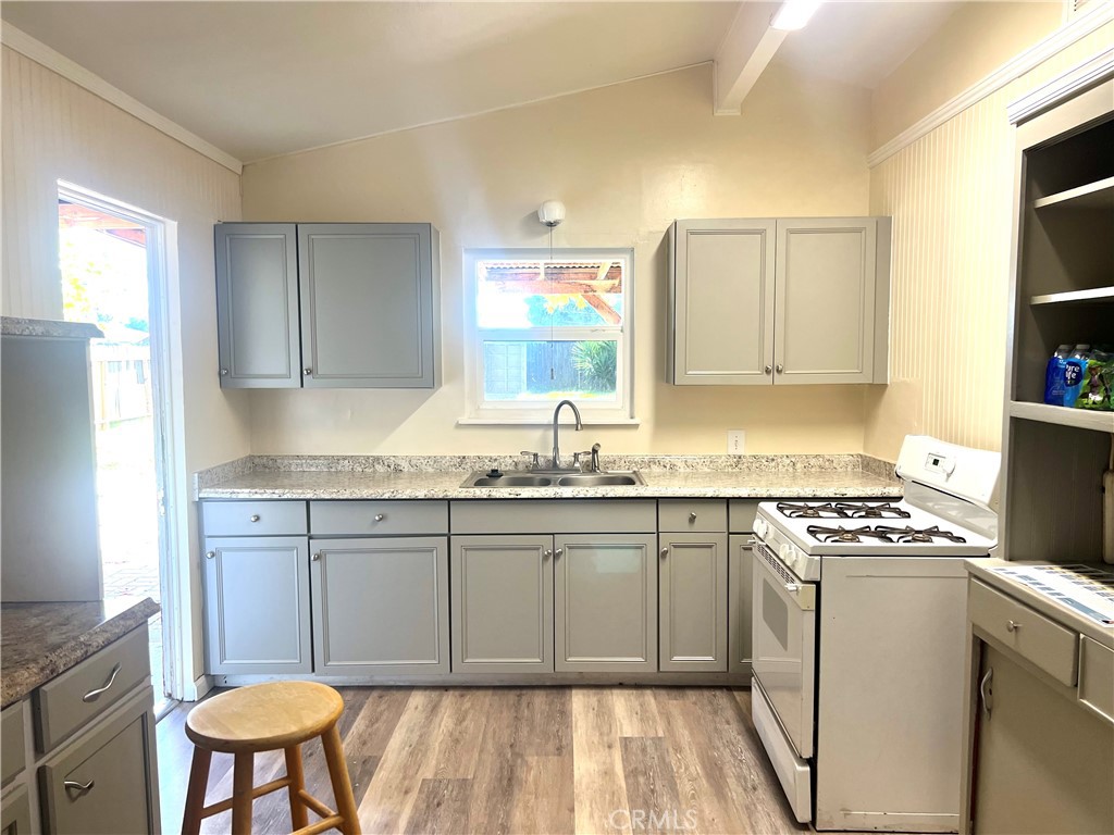 1550 Primrose Ave, Merced, CA 95340