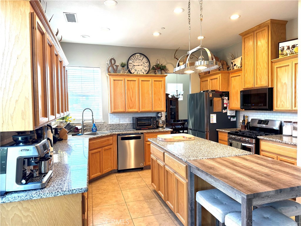 2134 George, Dos Palos, CA 93620