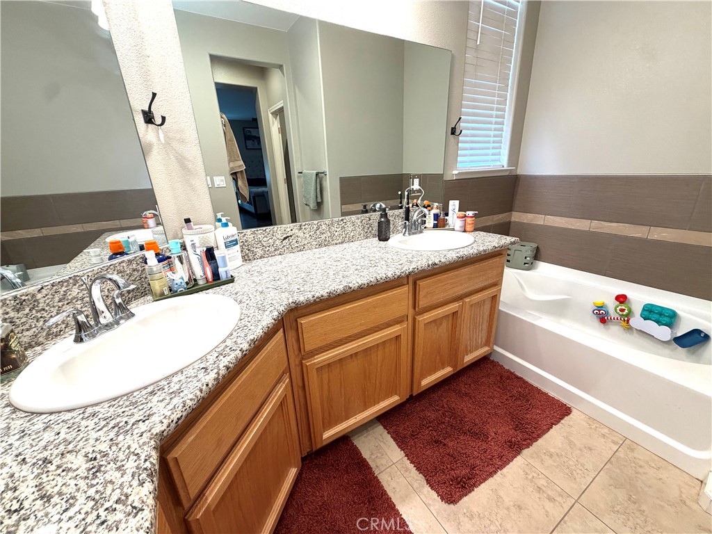 2134 George, Dos Palos, CA 93620