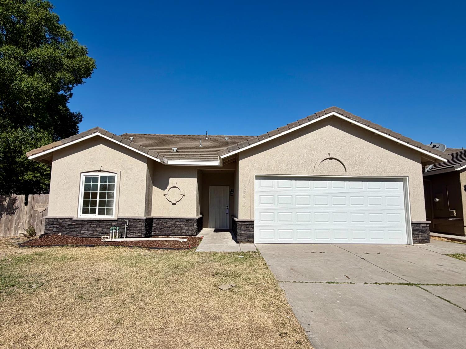 2833 Colton Ct